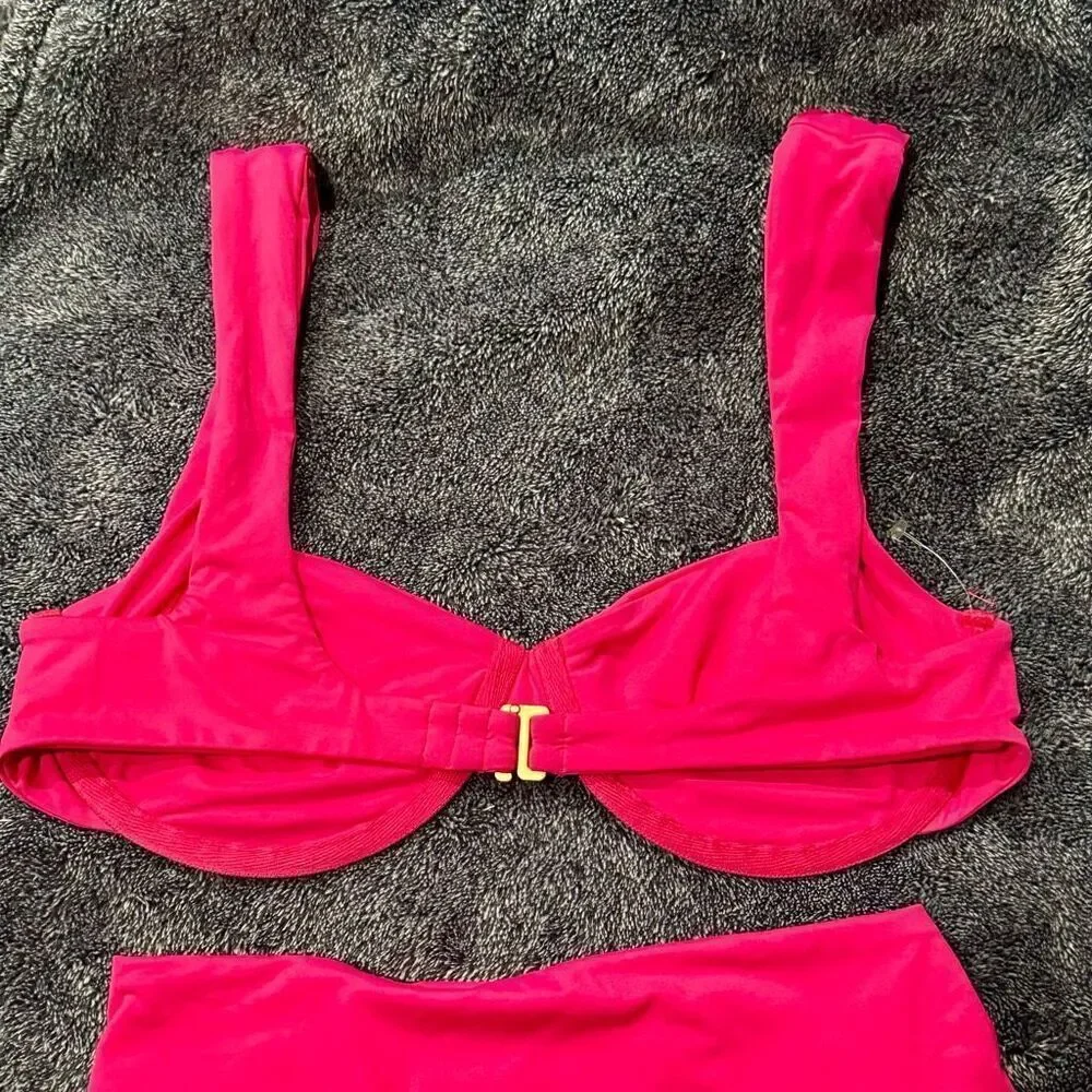 L Space NEW size S Stella bikini swim top Bougainvillea pink